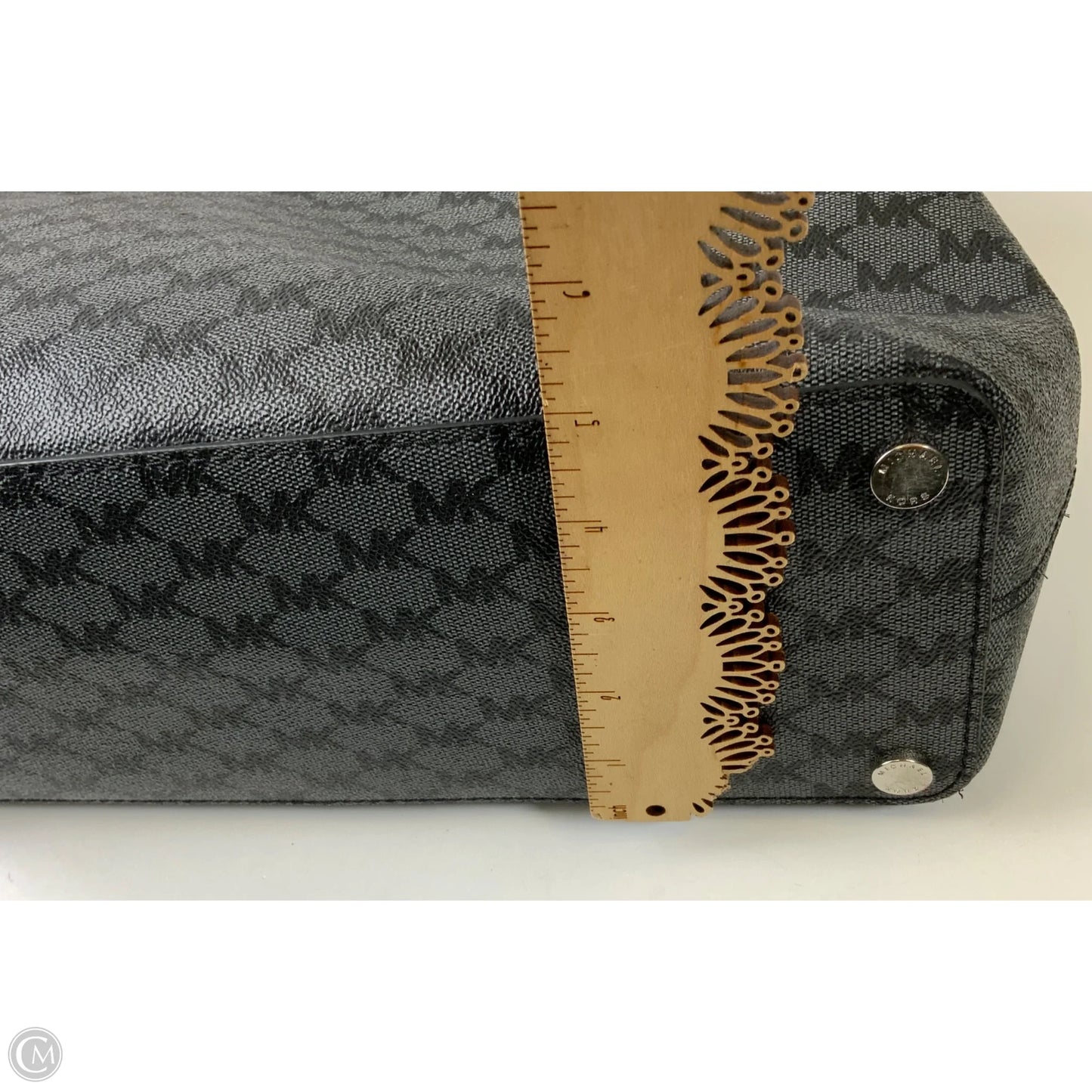 Handbag Designer By Michael Kors, Size: Medium