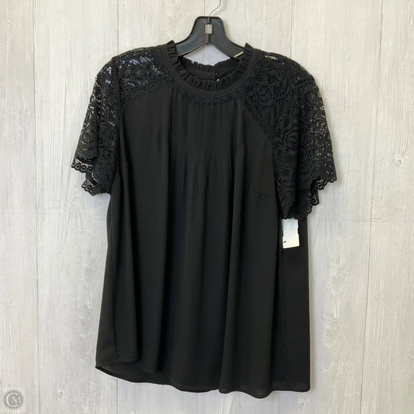 Blouse Short Sleeve By Torrid In Black, Size: M