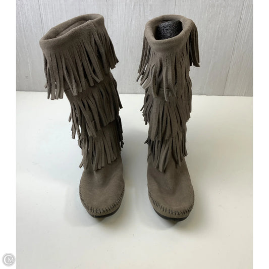 Boots Mid-calf Flats By Minnetonka In Grey, Size: 8.5