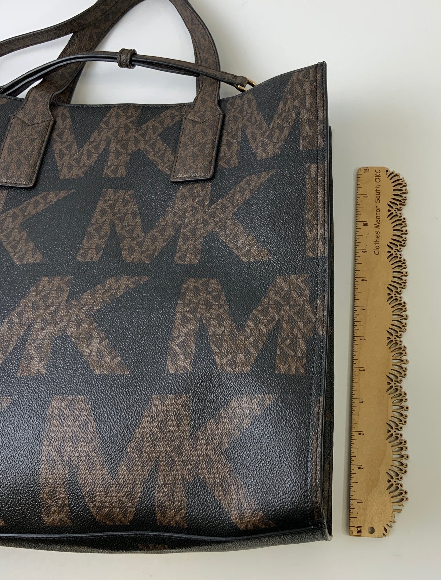 Crossbody Designer By Michael Kors In Brown, Size:Large