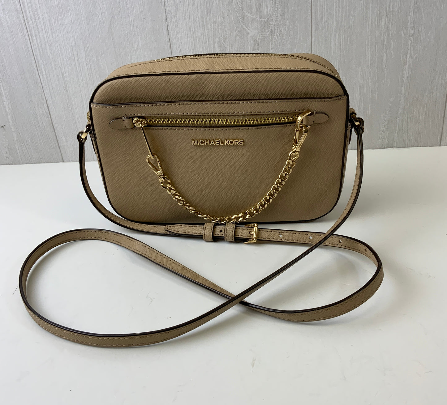 Handbag Designer By Michael Kors In Gold, Size:Large