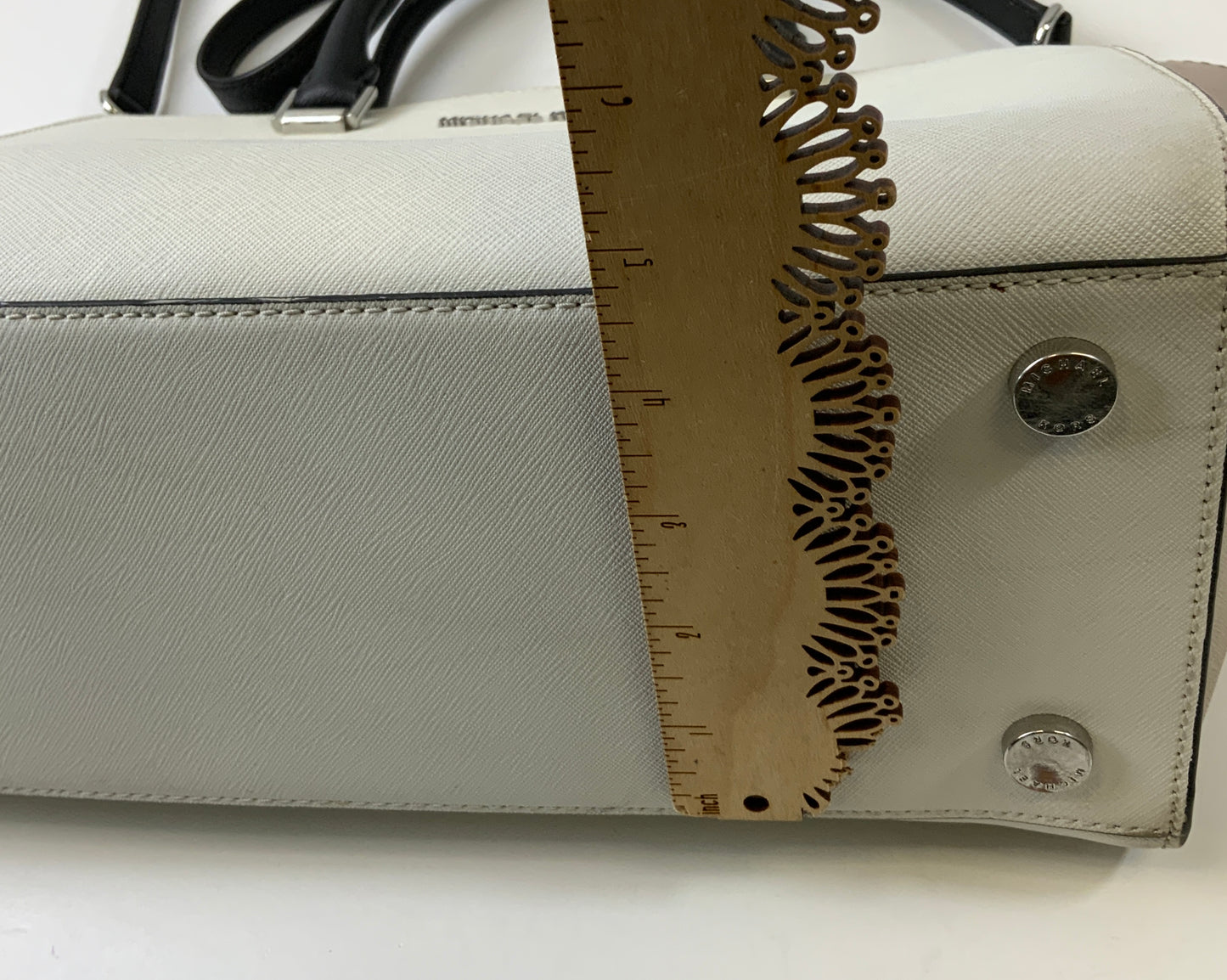 Crossbody Designer By Michael Kors In Cream, Size:Large