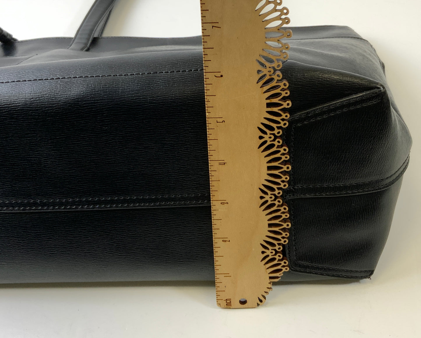 Handbag Designer By Kate Spade In Black, Size:Large