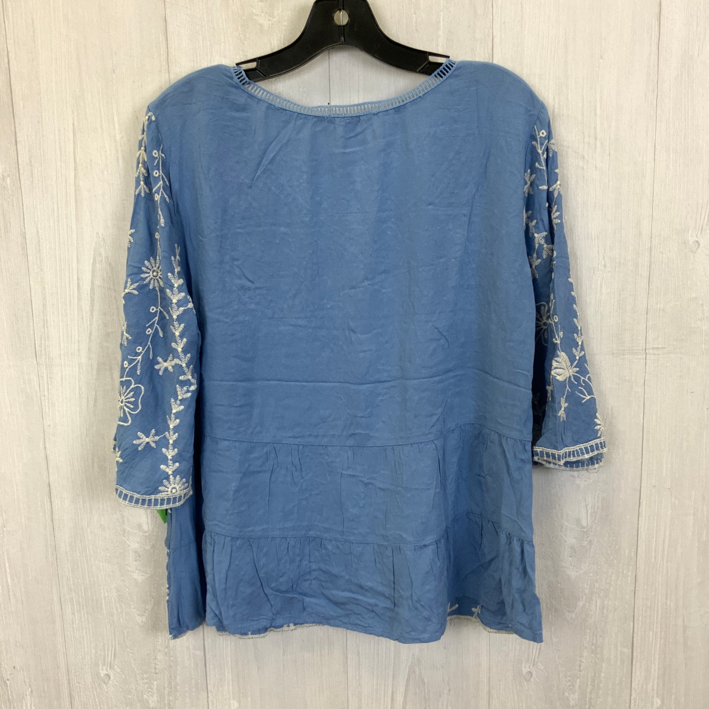 Top 3/4 Sleeve By Cato In Blue, Size:L