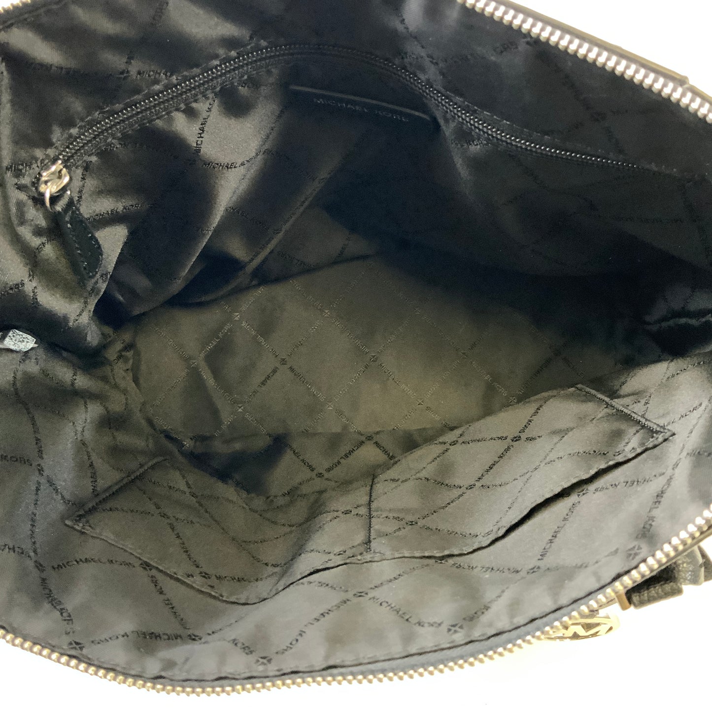 Handbag Designer By Michael Kors In Black & Grey, Size:Medium