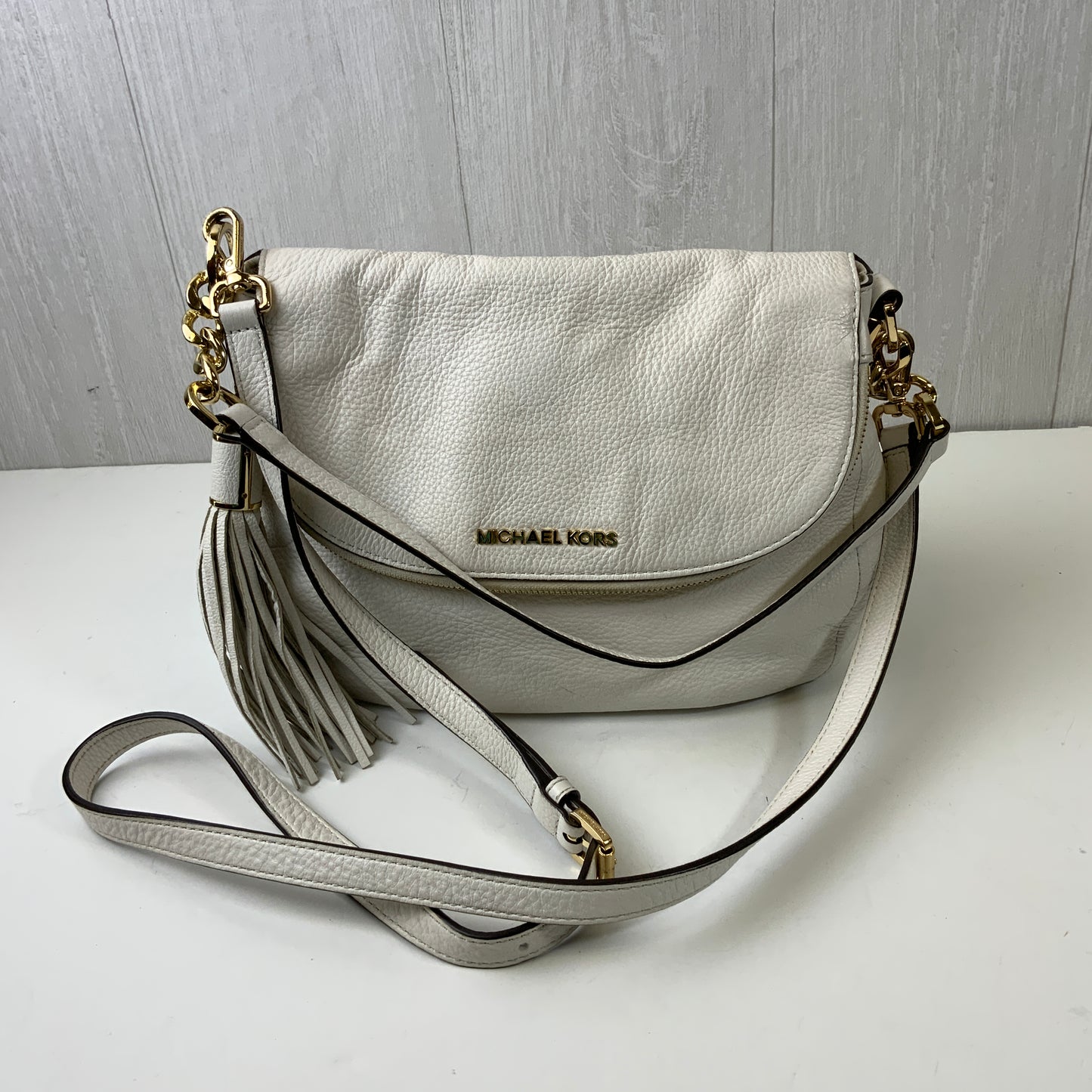 Crossbody Designer By Michael Kors Collection In White, Size:Medium