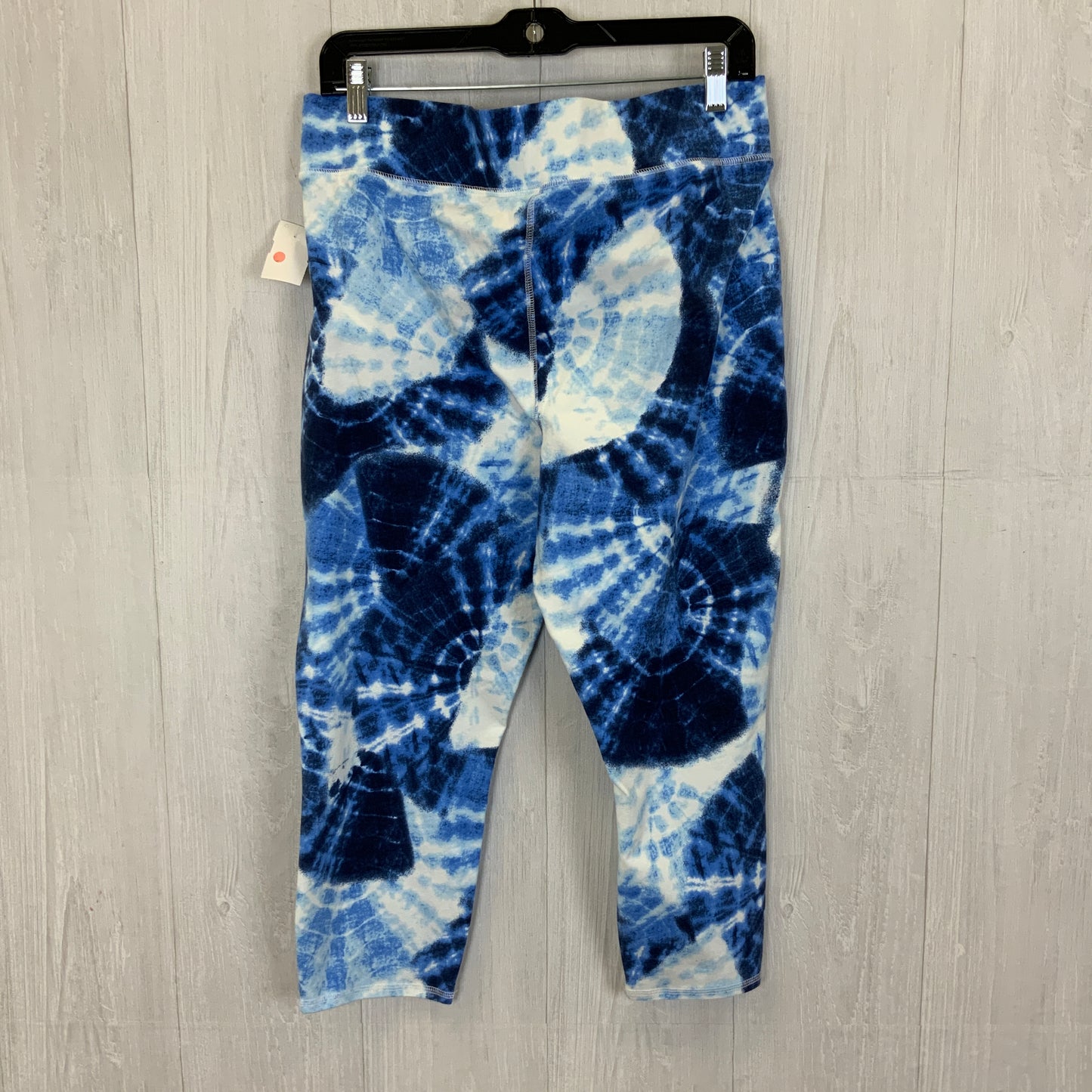 Athletic Capris By Denim And Company  Size: M
