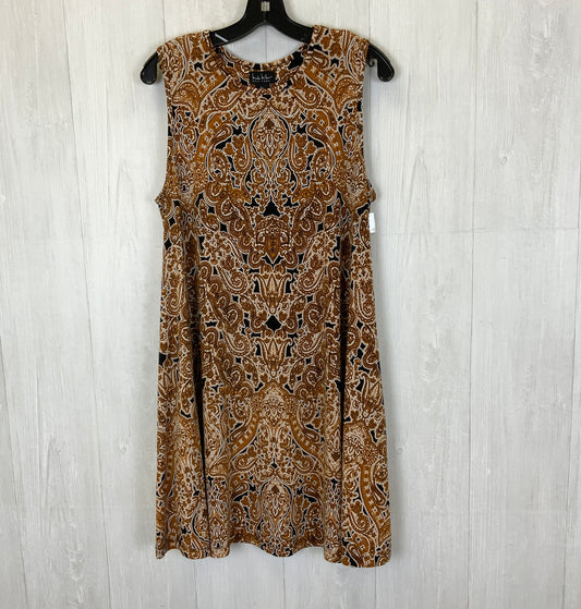 Dress Casual Short By Nicole Miller  Size: L